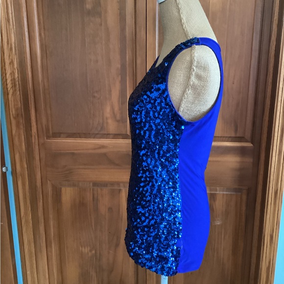 Kayamiya Sequence Tank Top, Size M - Picture 3 of 5